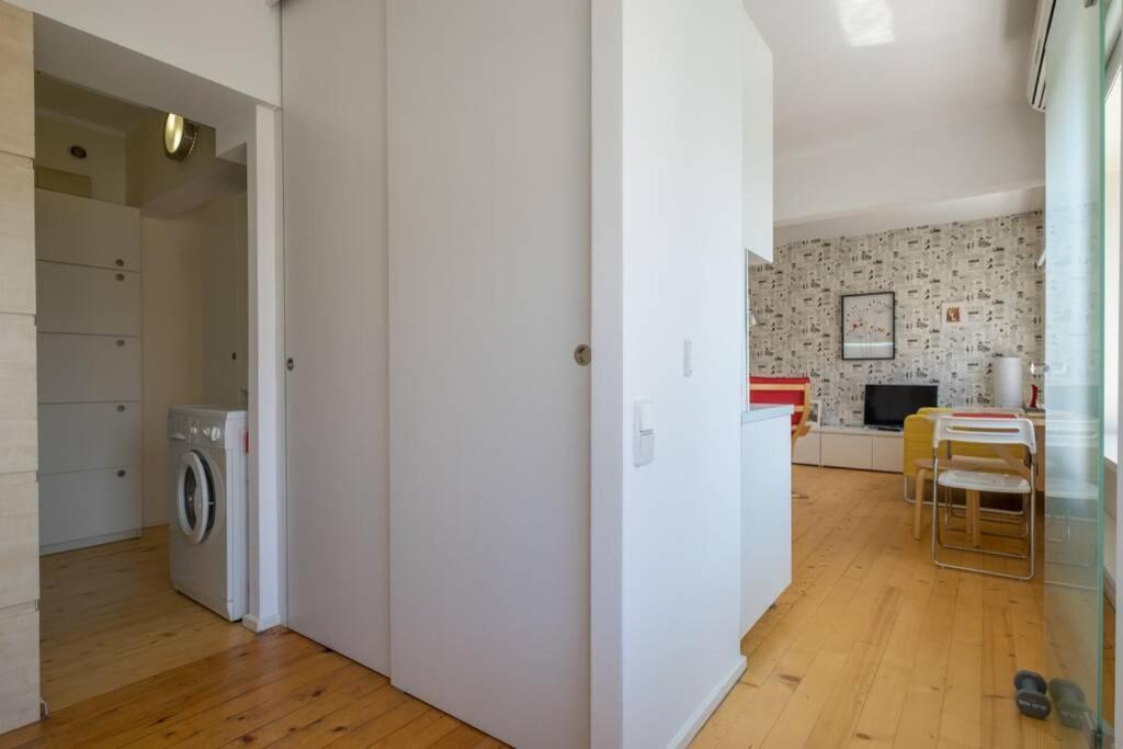 Is Where The Heart Is ~ 1-bdr Charm Apartment *